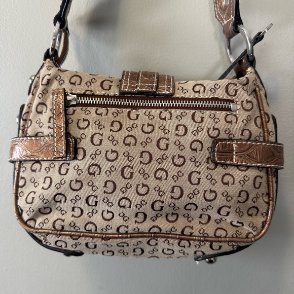 Y2K Vintage Guess Signature Brown and Cream Shoulder Bag - Picture 8 of 12
